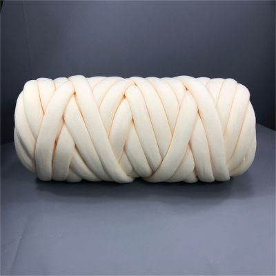 Roving Yarn for Hand Knitting and Crochet, Chunky Arm Knitting Yarn, Cozy Blanket Yarn, Crochet Yarn (Creamy Yellow, 1500 g)