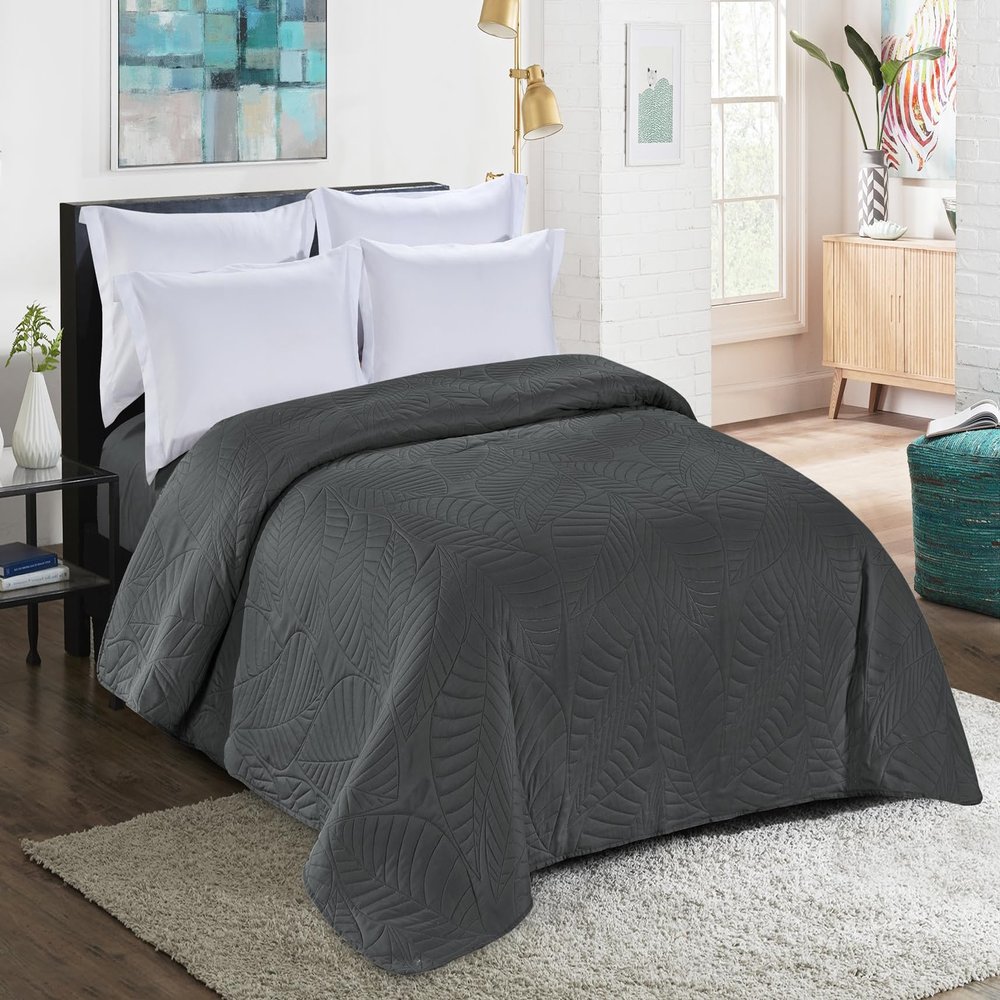 FEBE Dark Gray Microfiber Throw Blanket, 220 x 240 cm