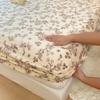 Highdi Soft Breathable Microfiber Fitted Sheet, Deep Pocket for 20–26 cm Mattresses, 200 x 220 cm, Brown Flowers view 3