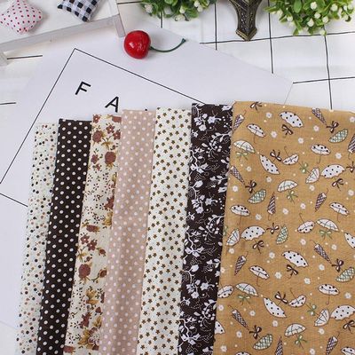 Qcwwy 50 × 50 cm Cotton Fabric Squares, Pre-Cut Assorted Kit, 7 Pieces (#3)