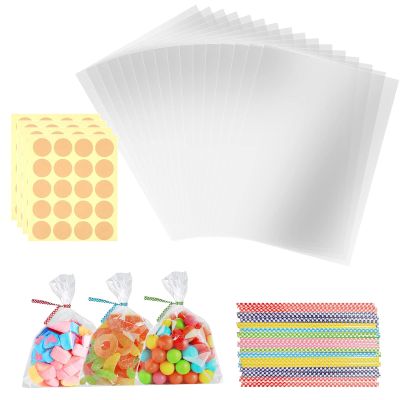 200 Candy Bags, 15 x 10 cm Clear Cellophane Bags with 200 Metallic Twist Ties and 200 Stickers