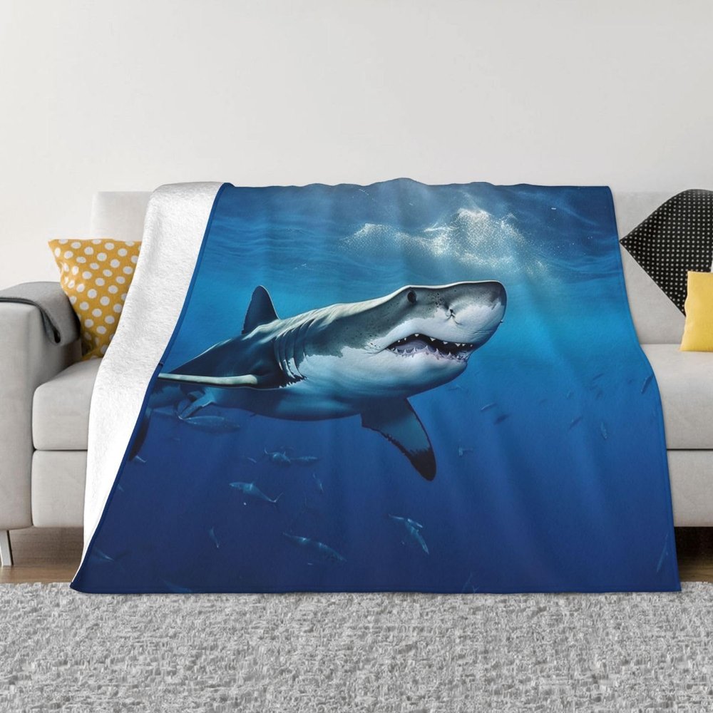 Ocean Shark Print Blanket, Ultra-Soft Warm Fleece Throw, Lightweight Flannel Blanket, 50" x 40"