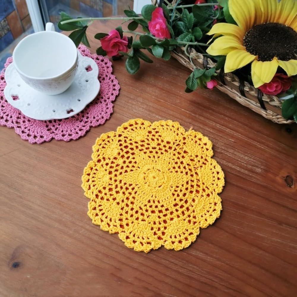 4-Piece Handwoven Retro Lace Coaster Set, Embroidered Round Macramé Vase Mats, Bright Yellow