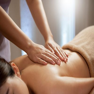 JOCHEN SCHWEIZER Gift Voucher: Ayurveda Massage with Spa in Berlin – Friedrichstraße