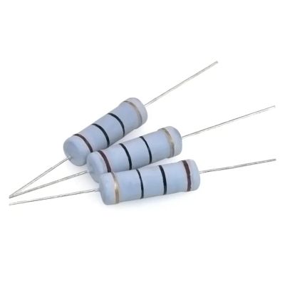 200 pcs 5% Carbon Film Resistors, 2 W, 1–9.1 Ω, 4.7 Ω