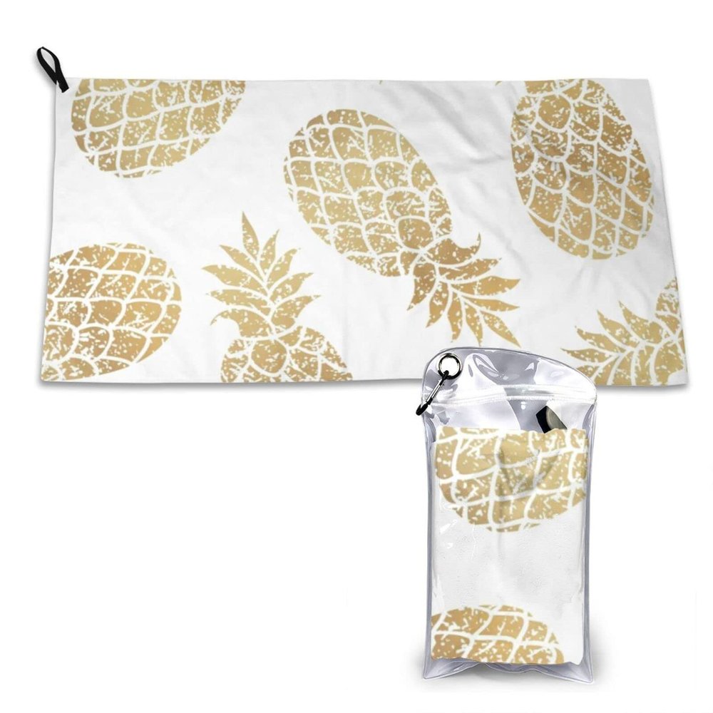 Printed Golden Pineapple Background Portable Microfiber Bath Towel, Lightweight Beach Towel
