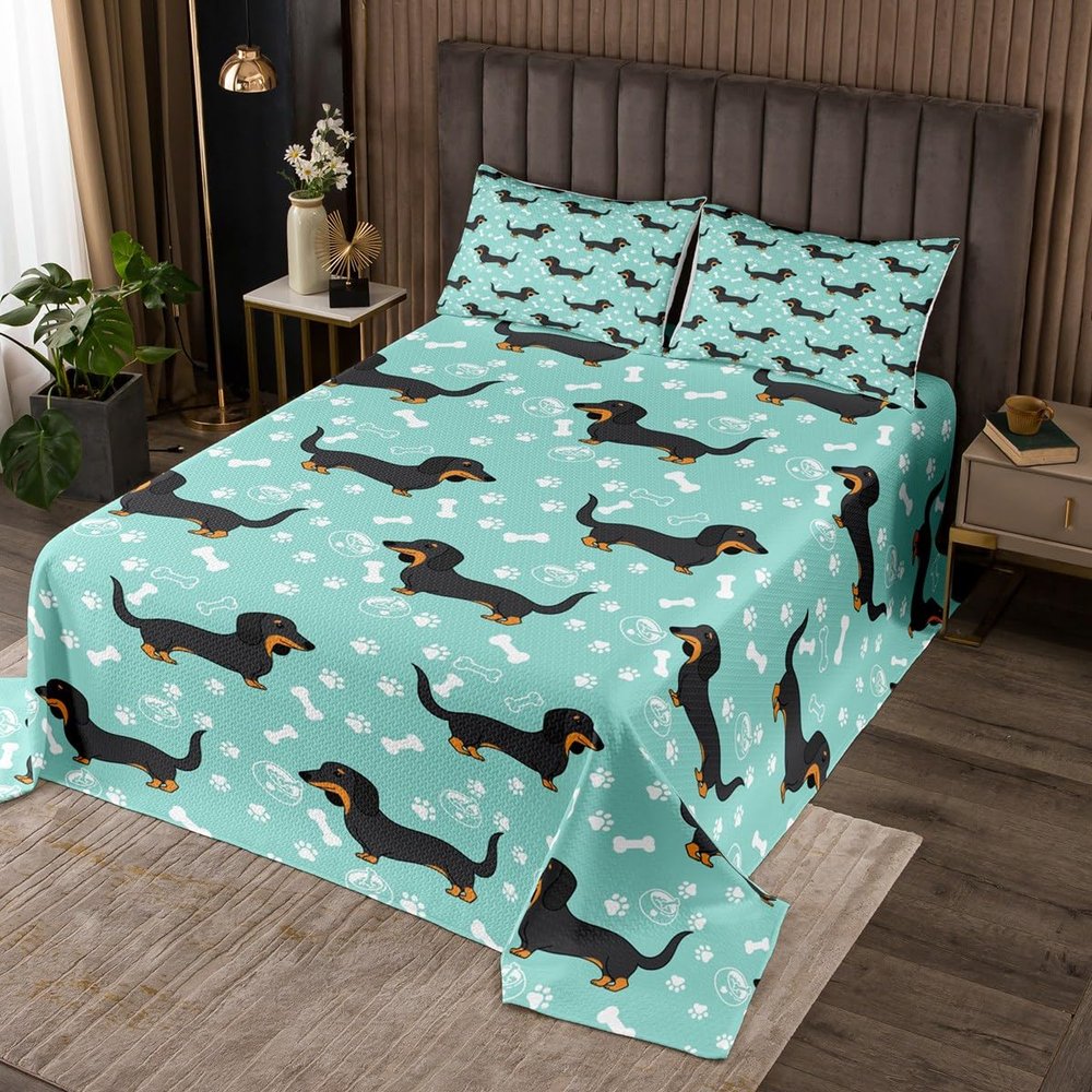 feelingyou Cartoon Dachshund Quilt Bedding Set, Beige, Bone and Paw Sketch Design, Soft Polyester Quilt Set for Girls and Teens
