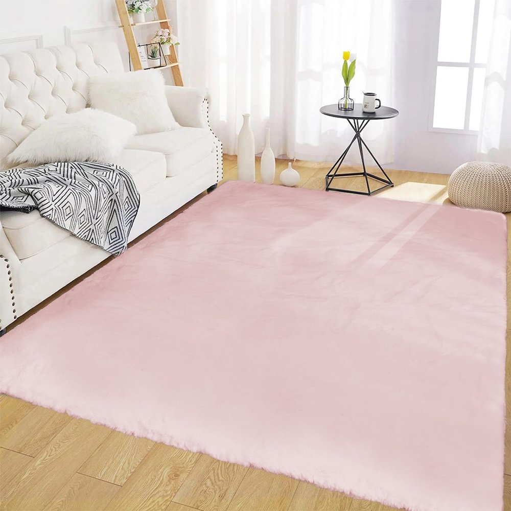 Latepis Pink Faux Fur Rug, 120 x 180 cm