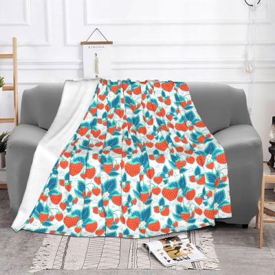 JIUJIUJIU Soft Strawberry Flannel Throw Blanket