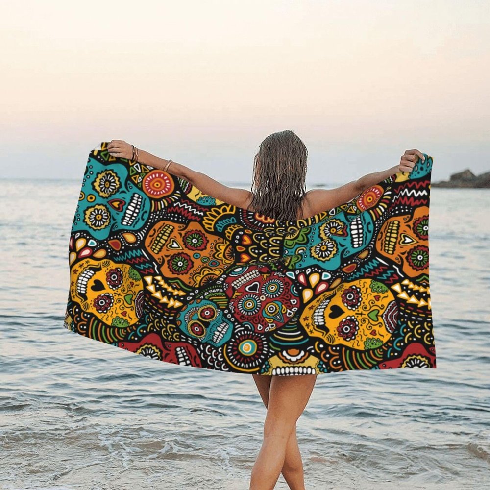 LAMAME Sugar Skulls Quick-Drying Microfiber Bath Towel