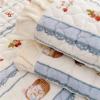 Milk Velvet Quilted Bed Sheet, Thickened Lace Bedding, 200 x 220 cm view 3