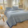 Milk Velvet Quilted Bed Sheet, Thickened Lace Bedding, 200 x 220 cm view 4