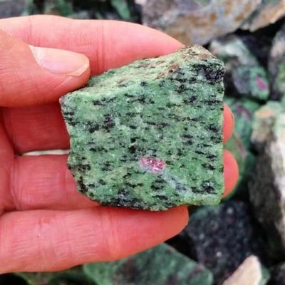 QINGQI Natural Red Zoisite Crystal, Office and Garden Decor (50–70 g)
