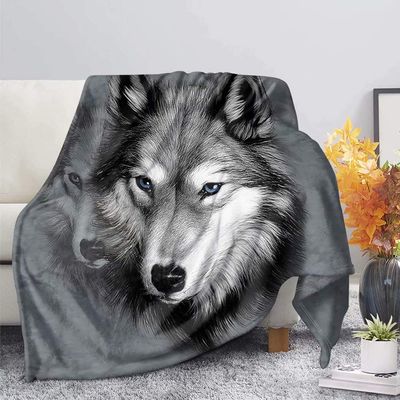 Gray Wolf Blanket for Boys and Girls, Soft Throw for Bedroom, Bed, Couch, Outdoor Use, Travel and Camping, 110 x 140 cm