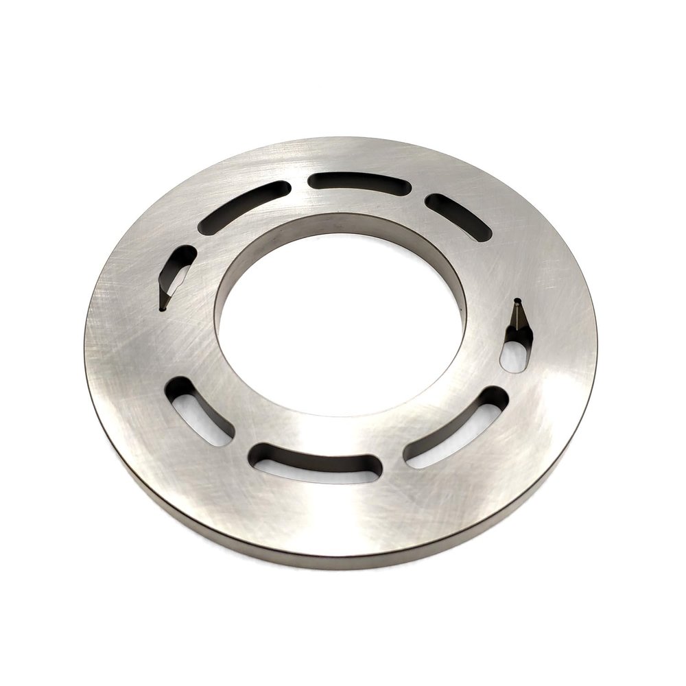 SPINPARTS Right Valve Plate Compatible with Sauer-Danfoss PV21 003368