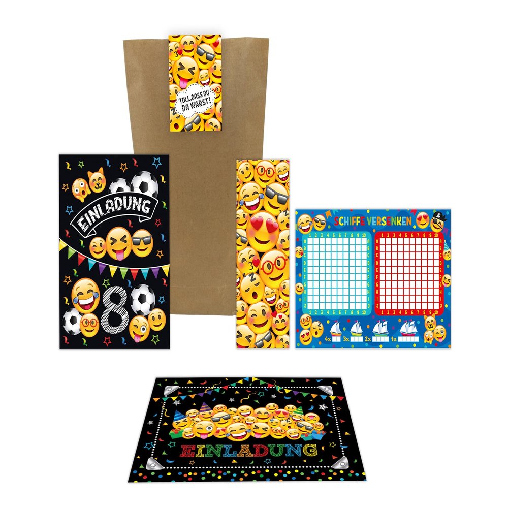 Junaversum 12 Football Invitations for Boys’ 8th Birthday