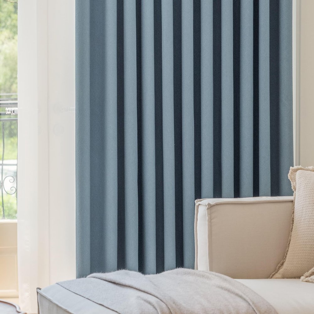 KnSam 2-Piece Blue Window Curtain Set, Jacquard Chenille Blackout Curtains, 107 x 115 cm Each