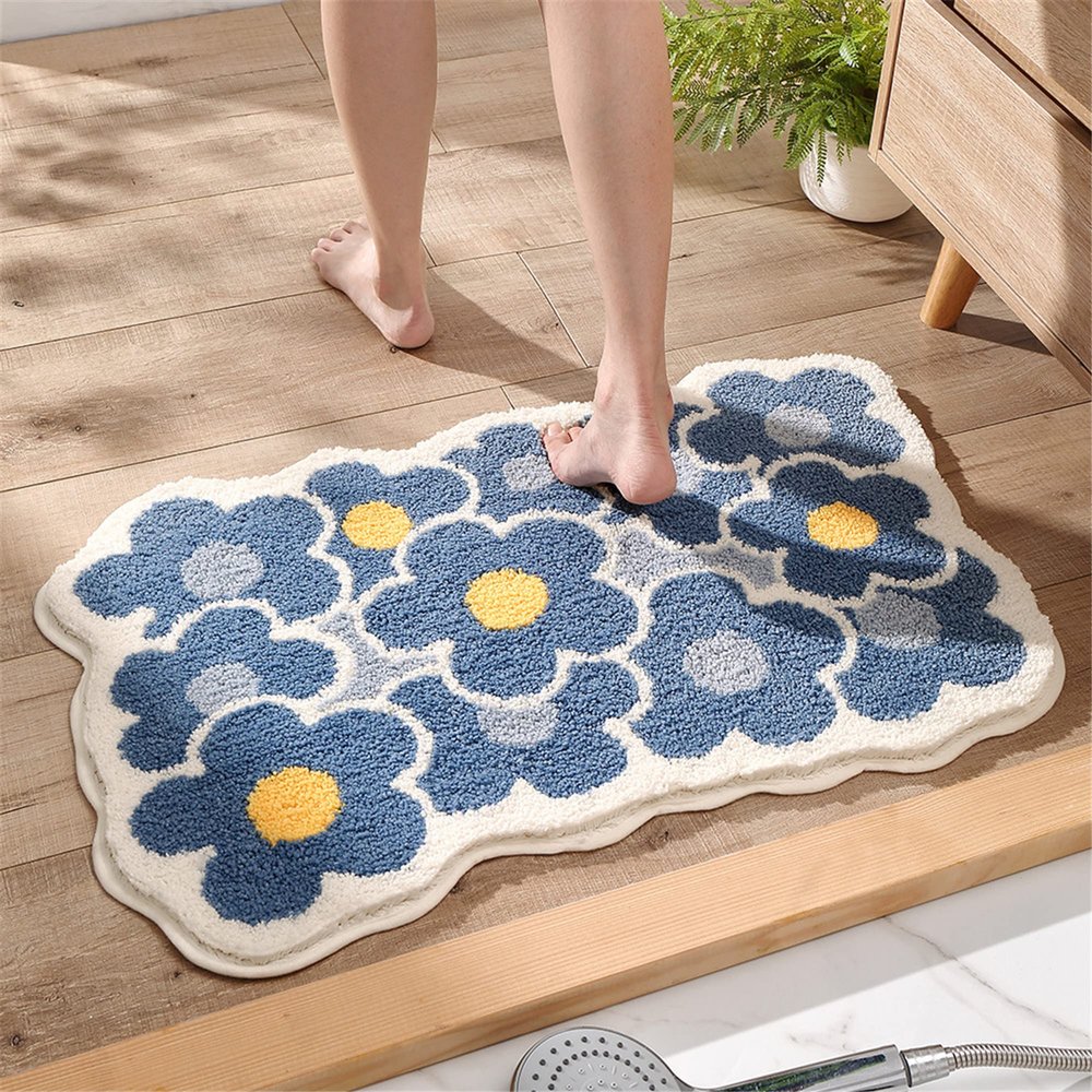 Bathroom Mat 20" x 32" Microfiber Fun Flower Shape