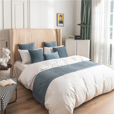LRUPVEG Solid Bed Runner Scarf, Light Blue, 45 × 45 cm Pillowcase