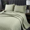 ZOAPDEBCE Quilt Set, Soft Lightweight Reversible Coverlet with 2 Pillowcases, 229 × 229 cm view 4