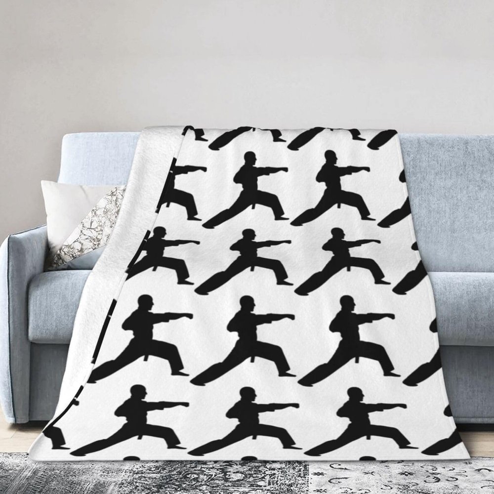 Karate Ultra-Soft Vertical Flannel Blanket for Beds and Sofas