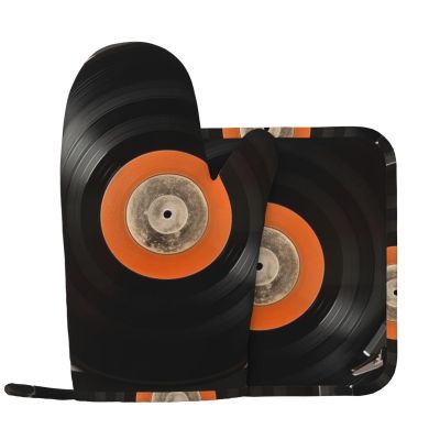 Vintage-Style Vinyl Oven Mitts and Pot Holders, 2-Piece Set