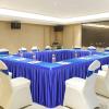 YCDZSW Table Skirt for Rectangular Tables, Spandex Stretch Tablecloth, Wrinkle-Free, Navy Blue, 4 ft view 3