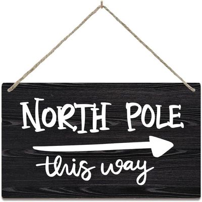 Rustic Wooden Wall Decor, North Pole This Way Christmas Sign, Personalized Door Sign, Hanging Home Decor with Rope, 30.5 x 45.7 cm