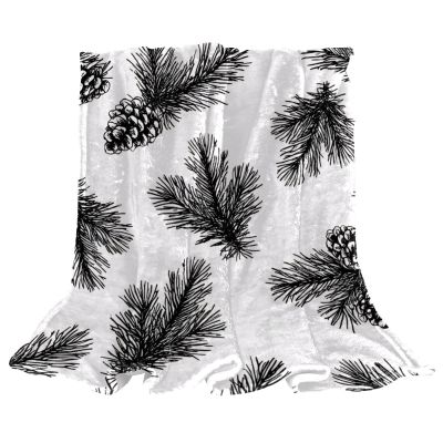 Soft Warm Fleece Throw Blanket for Children and Adults, Christmas Pine Outline Pattern, 150 x 100 cm