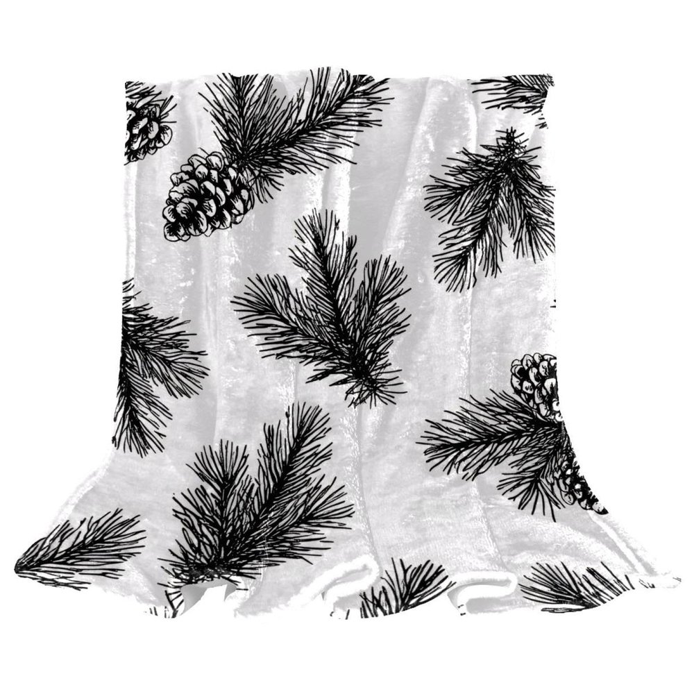 Soft Warm Fleece Throw Blanket for Children and Adults, Christmas Pine Outline Pattern, 150 x 100 cm