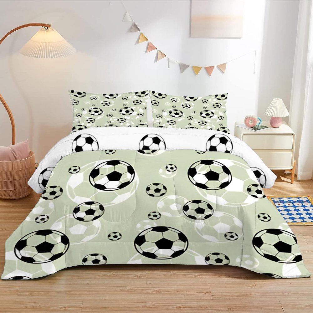 Football-Themed Duvet 200 x 220 cm for Kids - All-Season Reversible Quilt with 2 Pillowcases, Green/Black