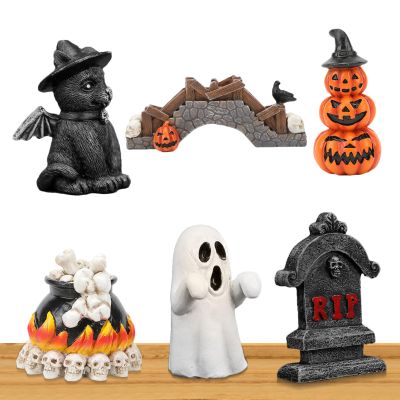 Halloween Resin Figures Decoration with Spooky Ghosts and Pumpkins