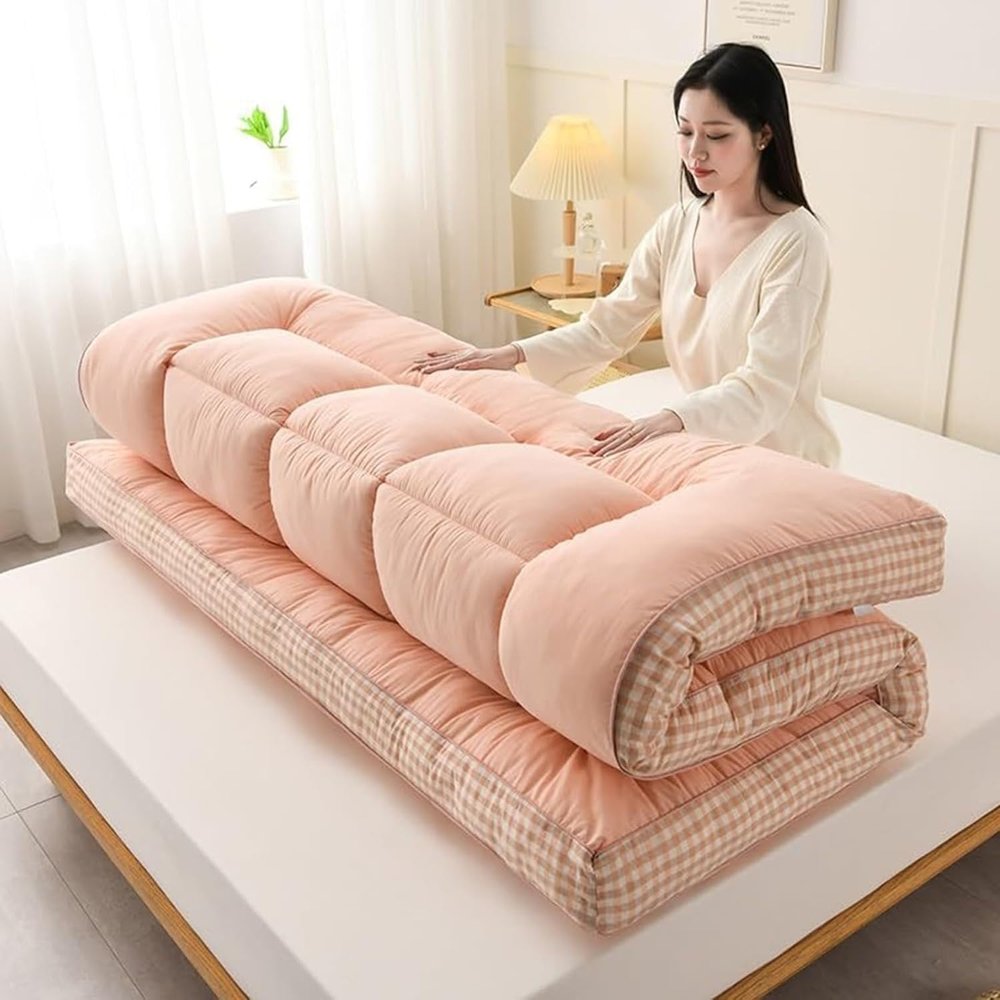 Traditional Japanese Futon Mattress, Foldable Breathable Floor Mat for Yoga, Meditation, Camping and Relaxation, Pink, 90 x 200 cm