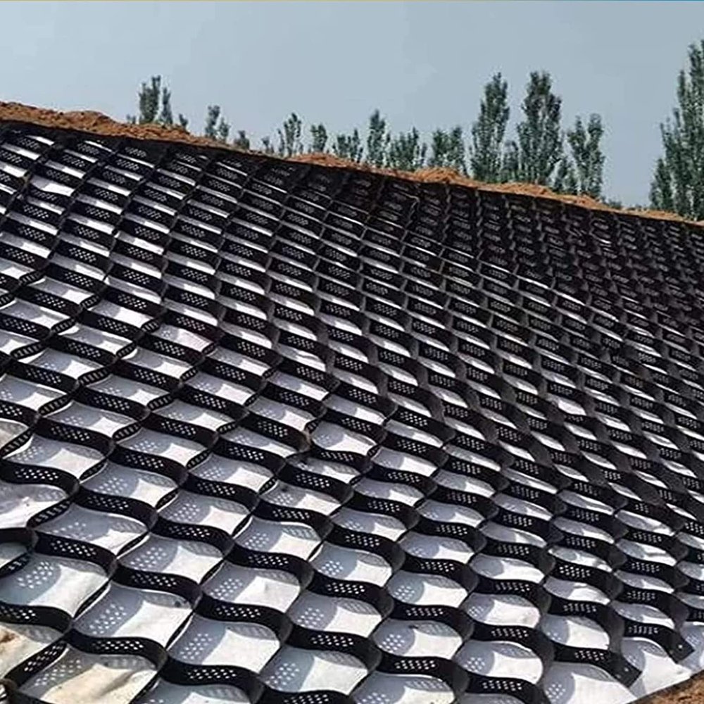 Geogrid Driveway Paver System for Gravel Stabilization in Landscaping and Parking Lots, Large Size (2 m x 2 m)