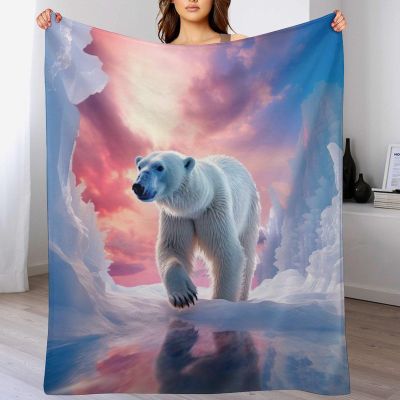 Polar Br Fleece Blanket, Soft Warm Fuzzy Throw for Kids or Adults, 150 x 200 cm