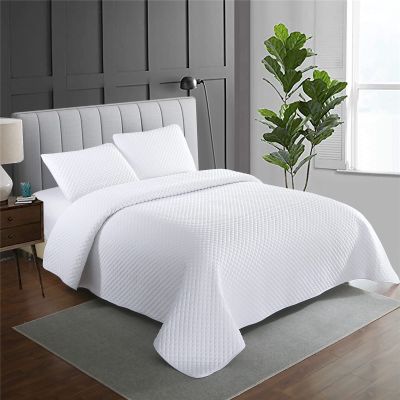 Morbuy Modern Quilted Bedspread Set with 2 Pillowcases, White, 104.0 x 89.8 in
