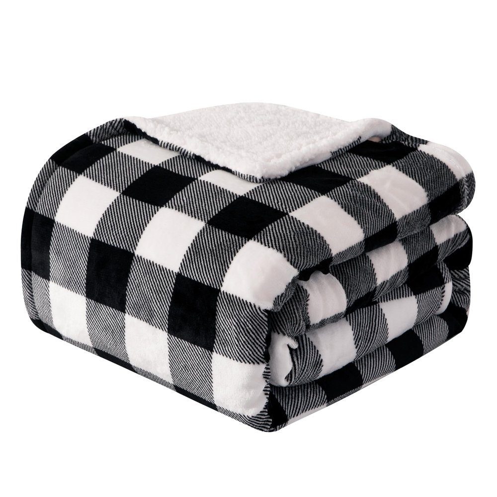 Elegant Comfort Ultra-Soft Fleece Throw with Velvet Touch, Buffalo Check, Reversible Micro-Sherpa Backing, Black