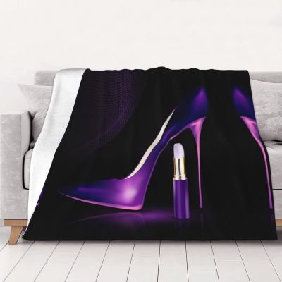 Elegant Purple High Heels and Lipstick Print Lightweight Blanket