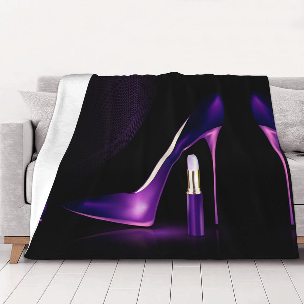 Elegant Purple High Heels and Lipstick Print Lightweight Blanket