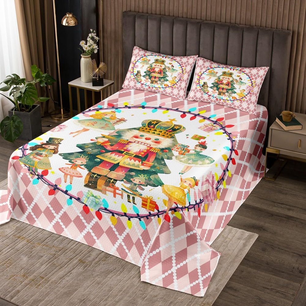 Loussiesd Christmas Nutcracker Quilt, 240 x 260 cm, Pink Plaid