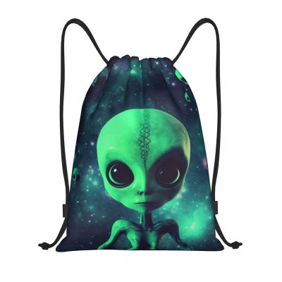 BNVSADC Green Alien Drawstring Backpack for Men and Women, Sports Gym String Bag for Beach, Shopping, Travel, Yoga, Black, M