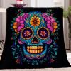 Skull-Pattern Flannel Blanket, Soft and Warm, Red and Gray, 150 x 200 cm view 4