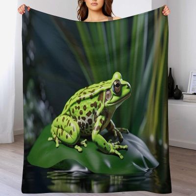 Frog Flannel Throw Blanket, Soft Warm 4-Season Blanket, 150 x 200 cm