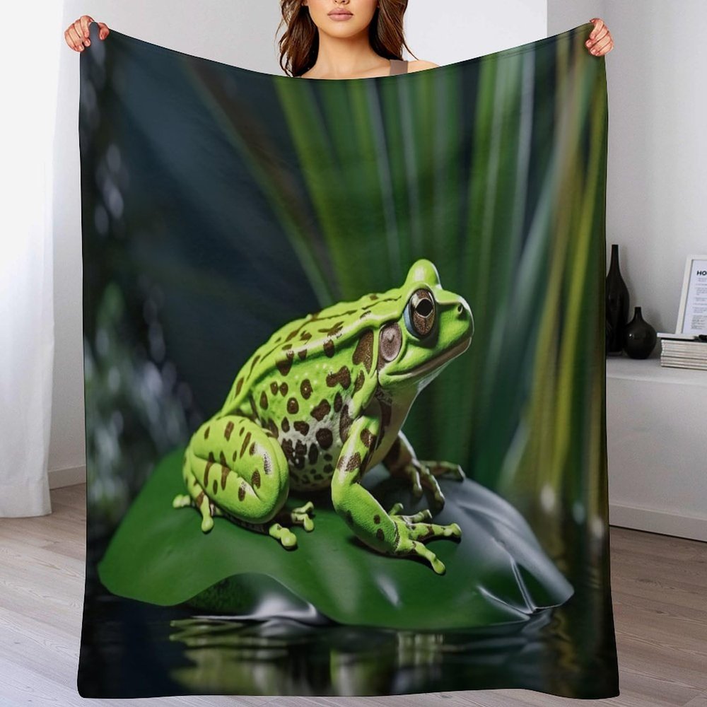 Frog Flannel Throw Blanket, Soft Warm 4-Season Blanket, 150 x 200 cm
