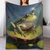 AAPZY Premium Flannel Throw Blanket with 3D Frog Pattern, Soft Four-Season Bedspread for Bed or Couch, 130 x 180 cm view 1
