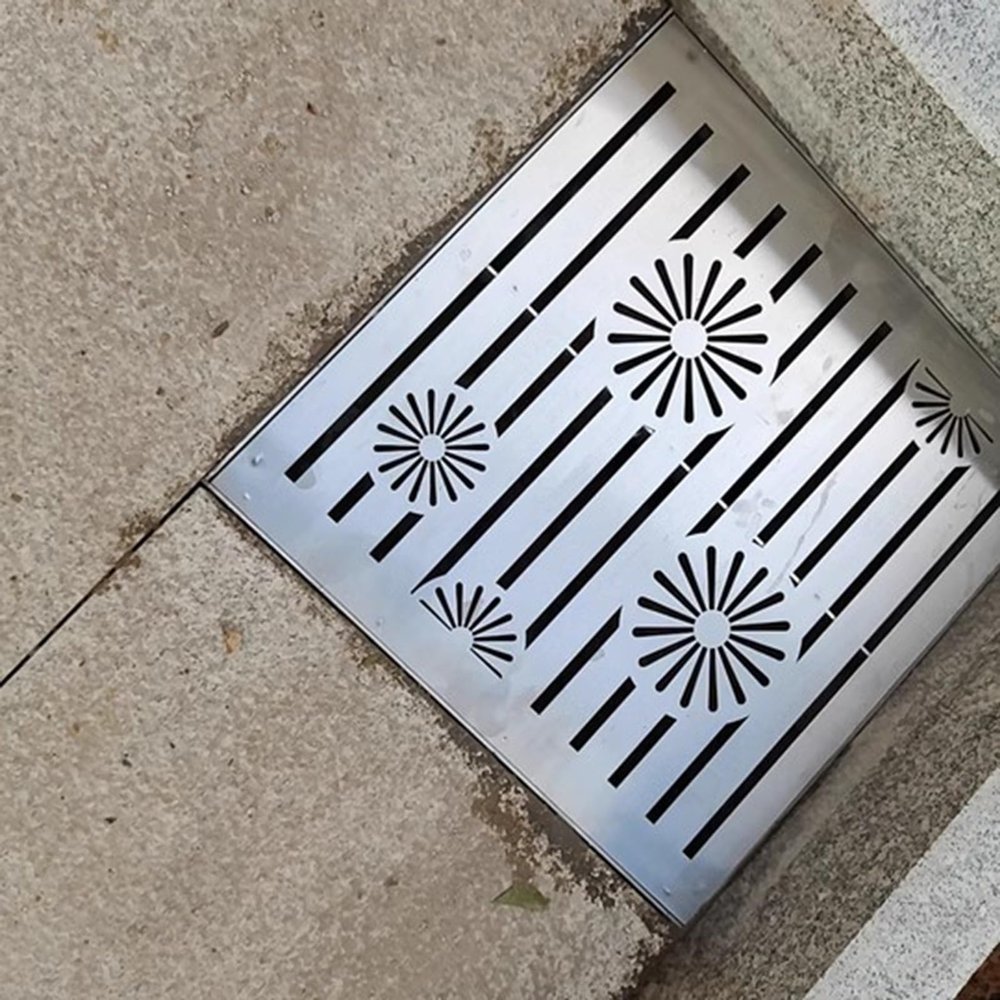 Outdoor Drain Grate Cover, 20 x 20 cm