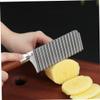 COLLBATH Wavy Potato and Vegetable Cutter with Wooden Handle view 4