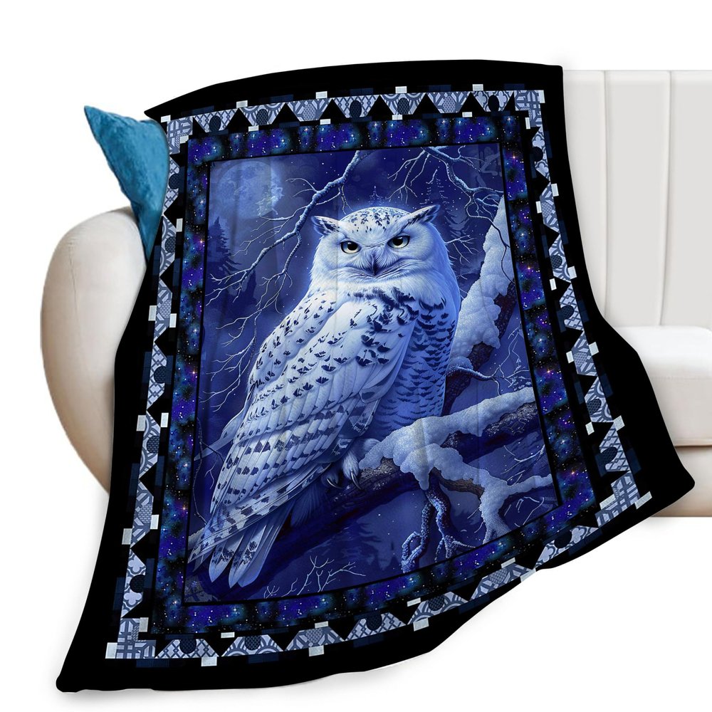 Zltegako Owl Throw Blanket with Moon and Gift Motif