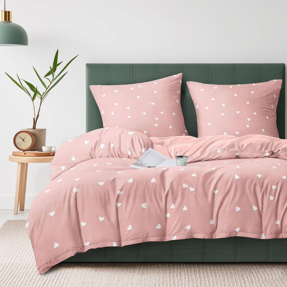 Gezu Pink and White Bedding Set with Red Hearts, 135 x 200 cm