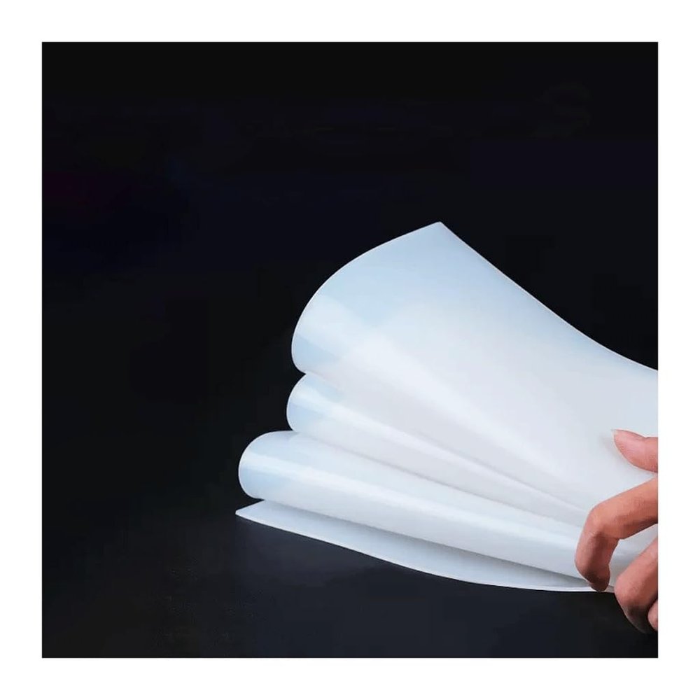 Silicone Baking Mat, Nonstick and Nonskid, White, 100 × 100 × 1 mm